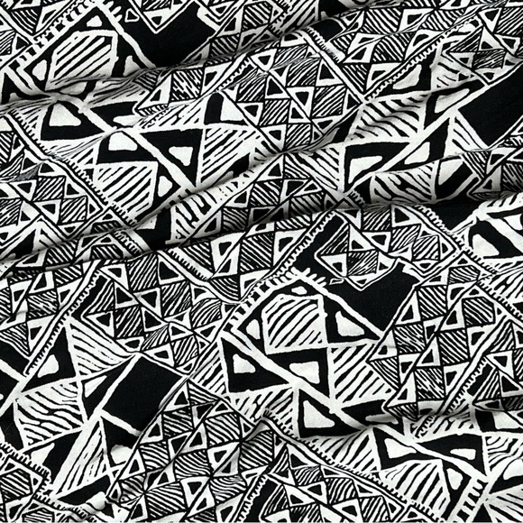 Aeropostale Black & White geometric strapless jumpsuit with drawstring‎ waist M - Picture 7 of 7